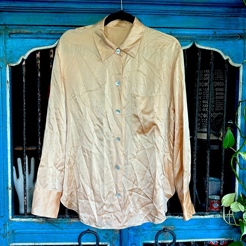 Vince 100% silk light orange Blouse
